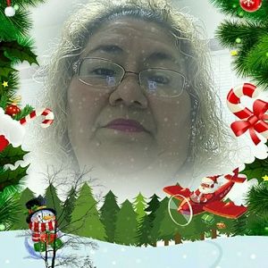 Meet your Posher, Dominga